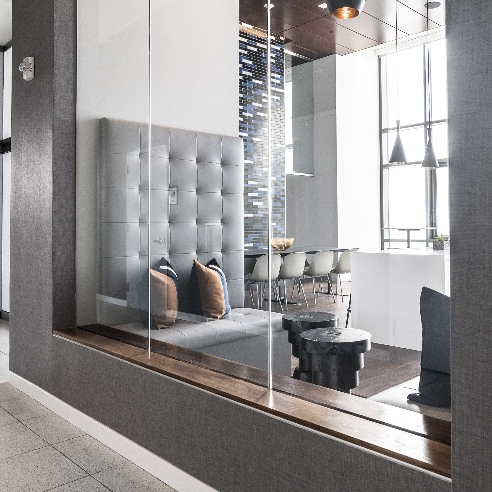 Journal Squared lounge